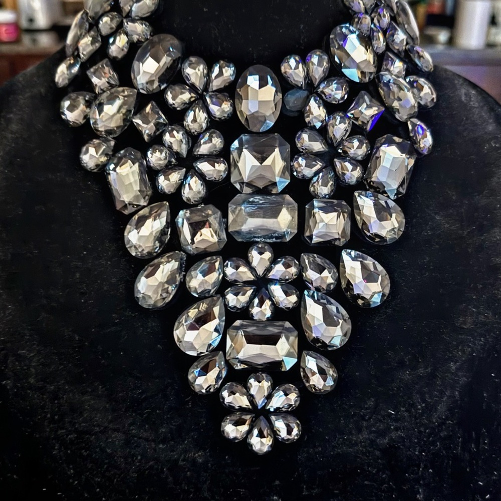 Elegant Silver Statement Necklace